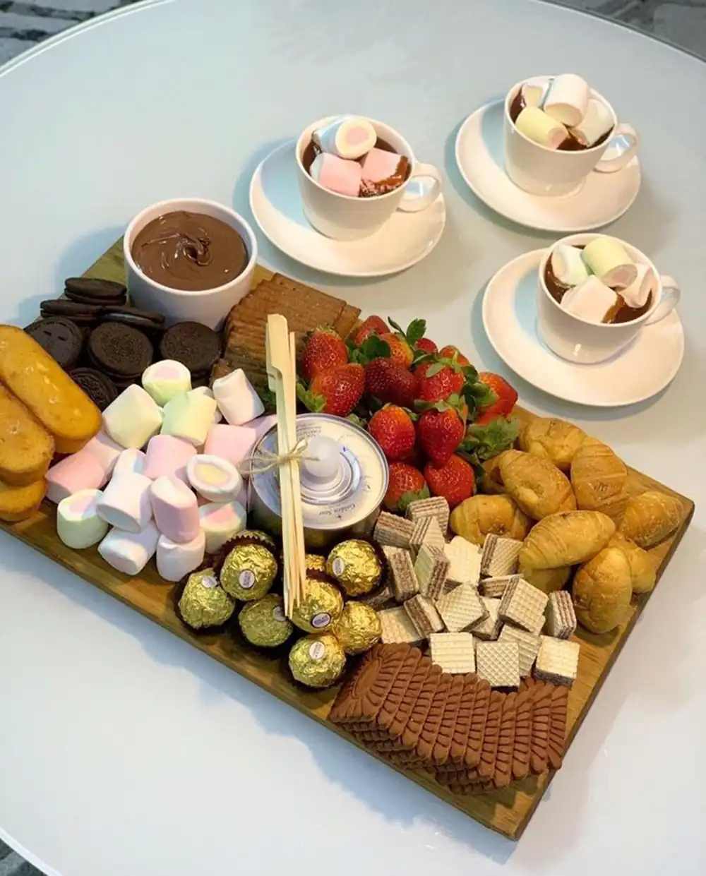 پذیرایی از مهمان شب نشینی
