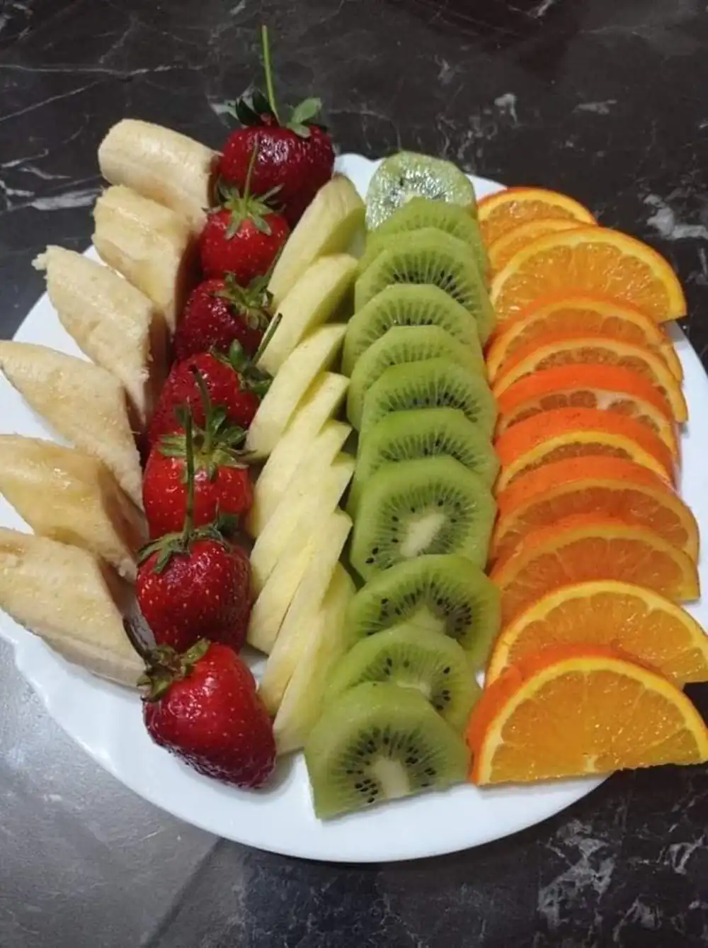 تزیین بشقاب میوه برای همسر