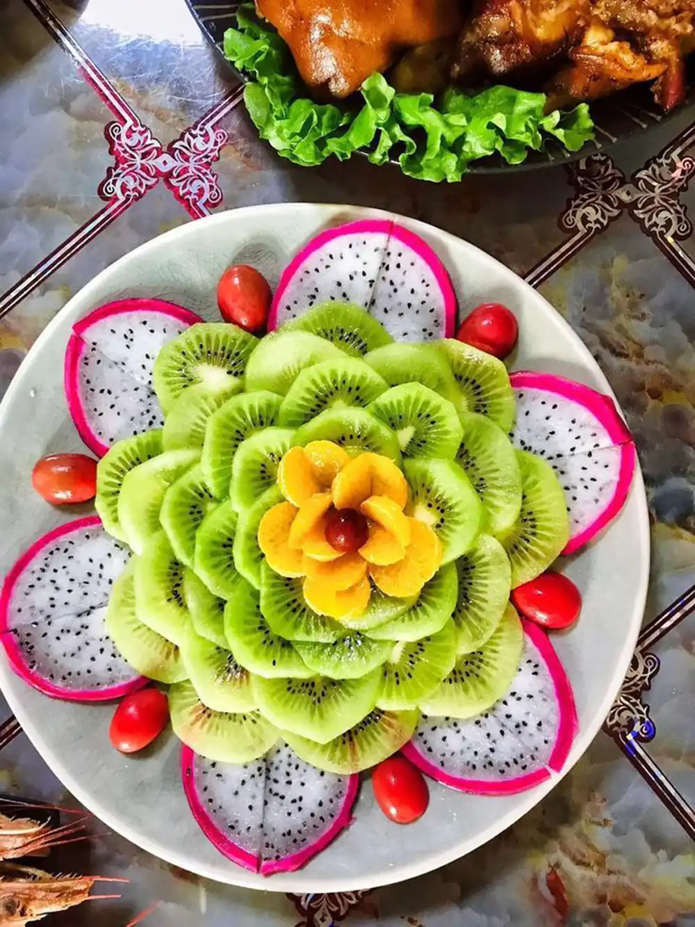 تزیین بشقاب میوه مهمان