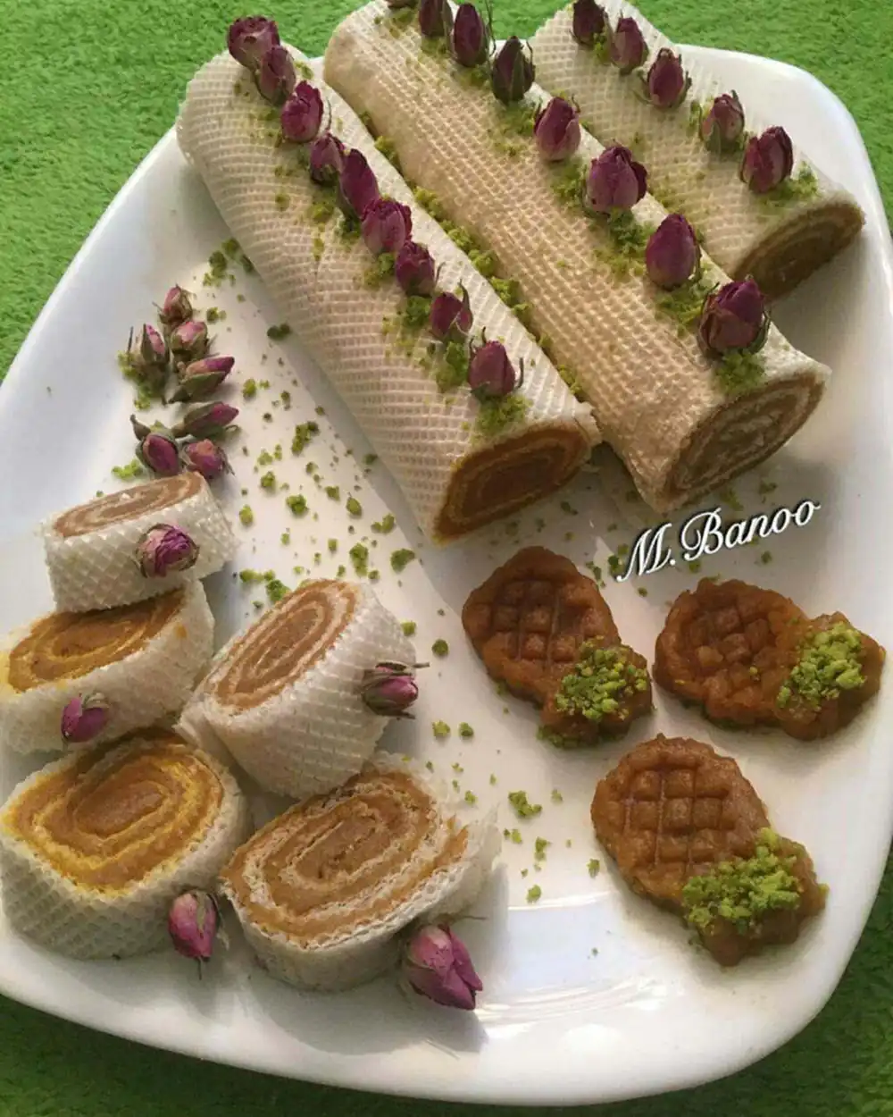 تزیین حلوا برای سفره افطاری