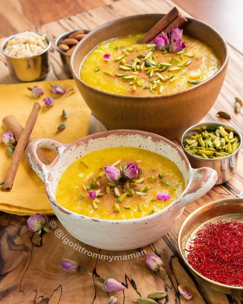تزیین شله زرد نذری