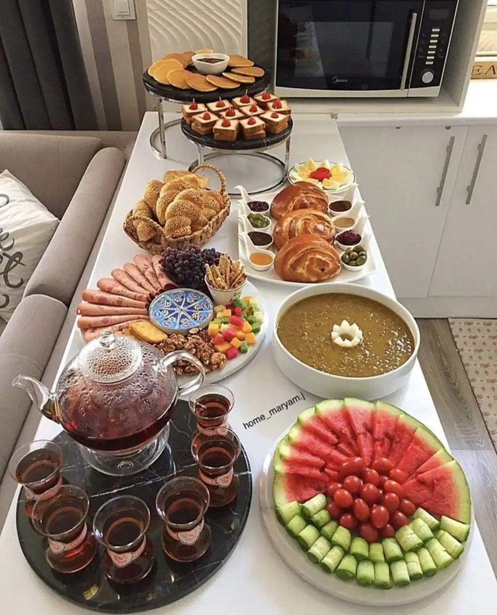 تزیین سفره افطار برای مهمان