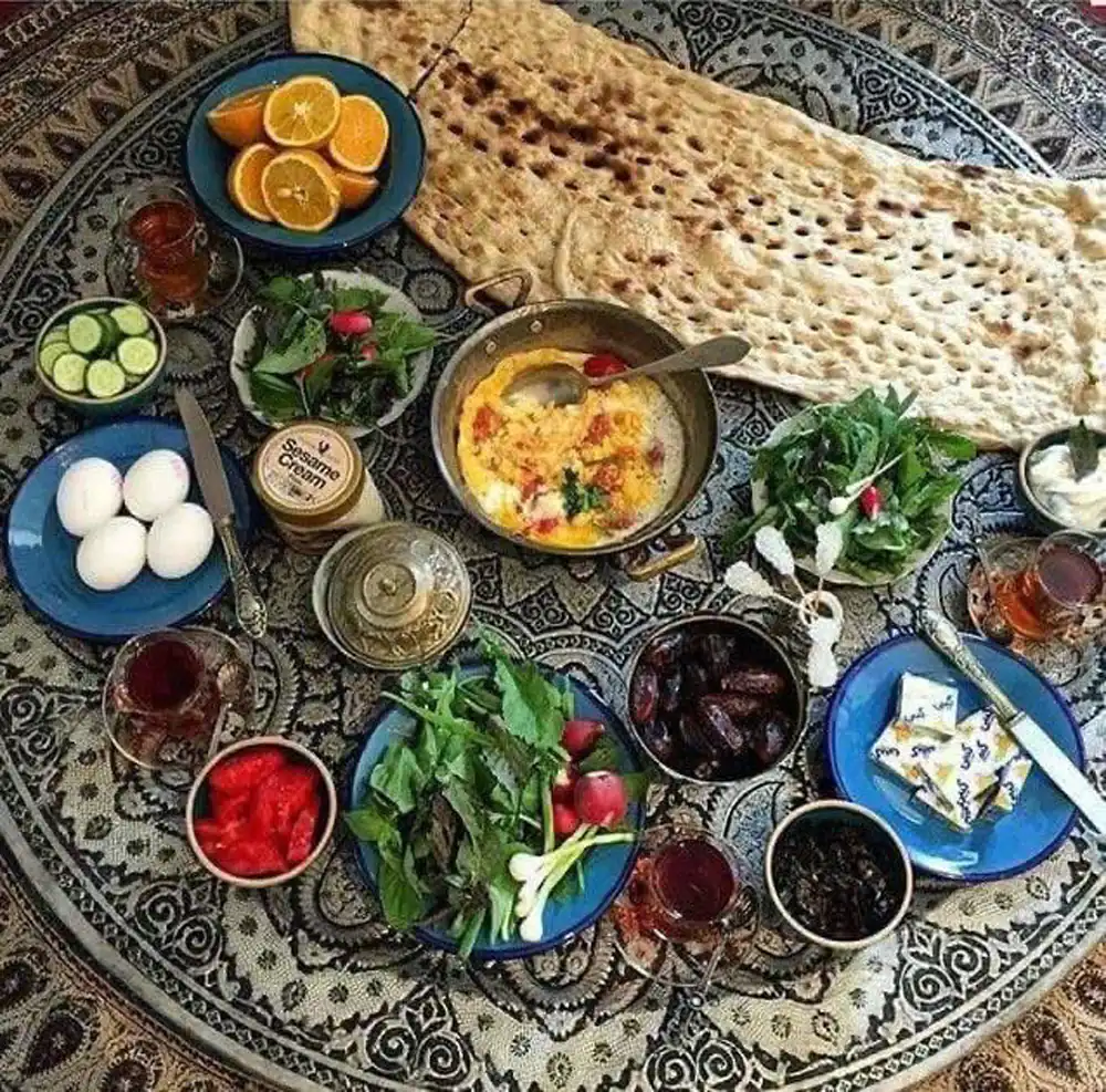 تزیین سفره افطاری ساده دو نفره