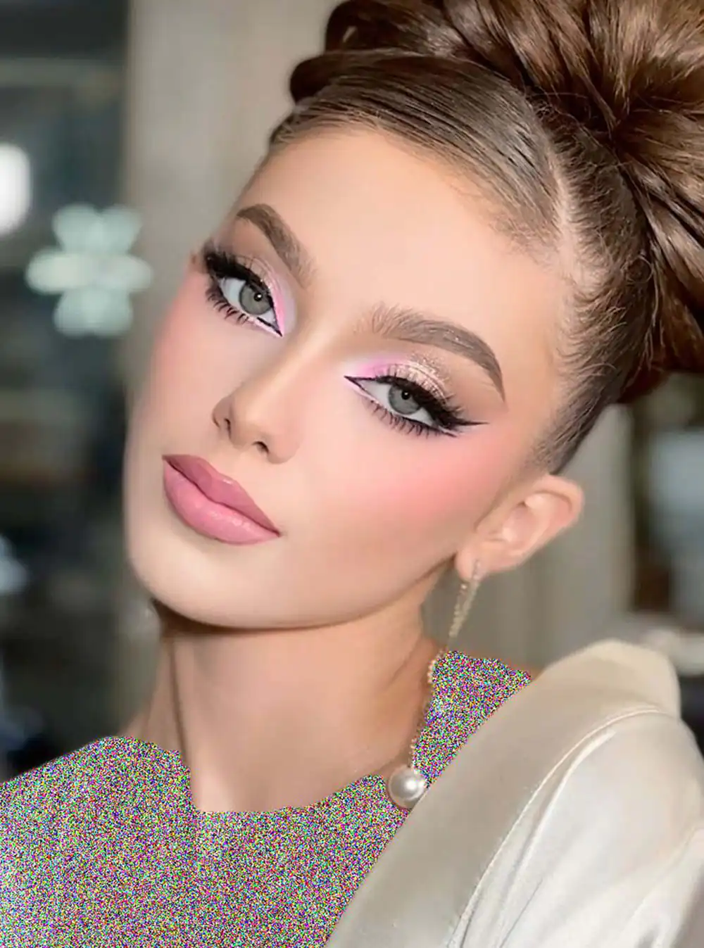 آرایش حرفه‌ای صورت