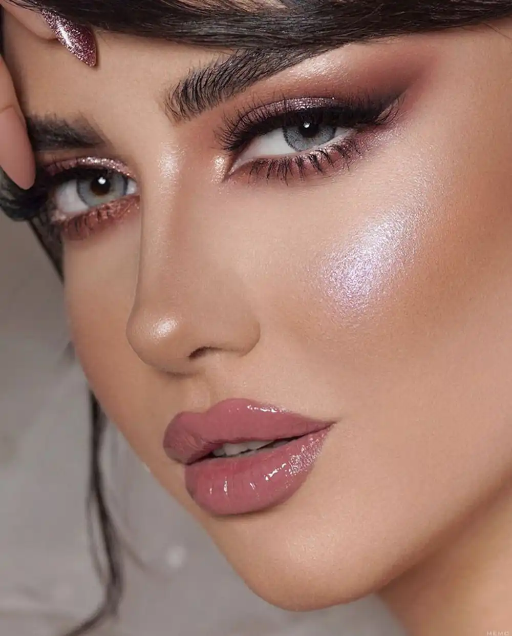 آرایش شیک صورت