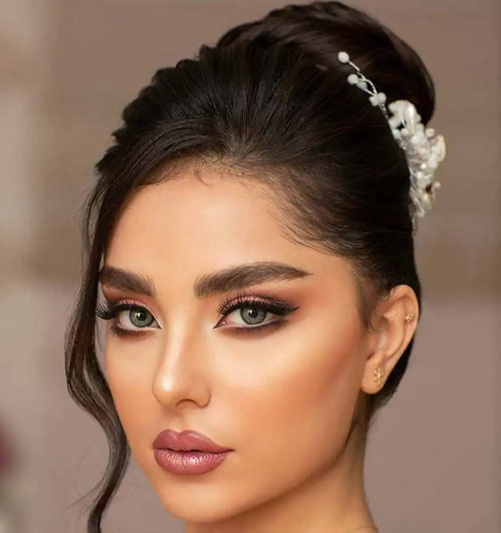 آرایش شیک صورت