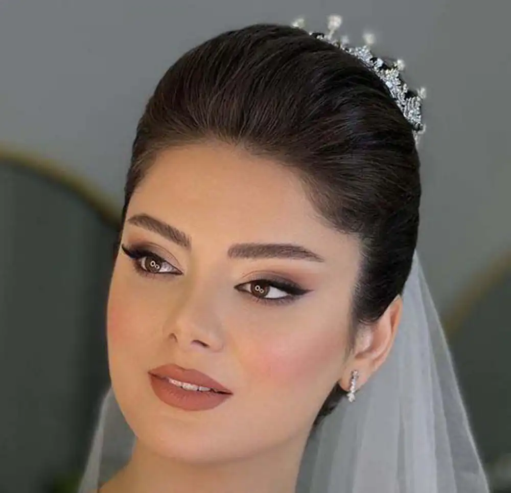 میکاپ حرفه‌ای عروس