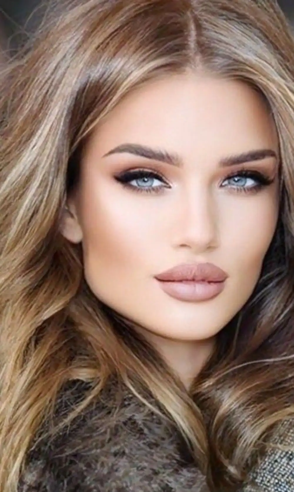 میکاپ لایت و شیک