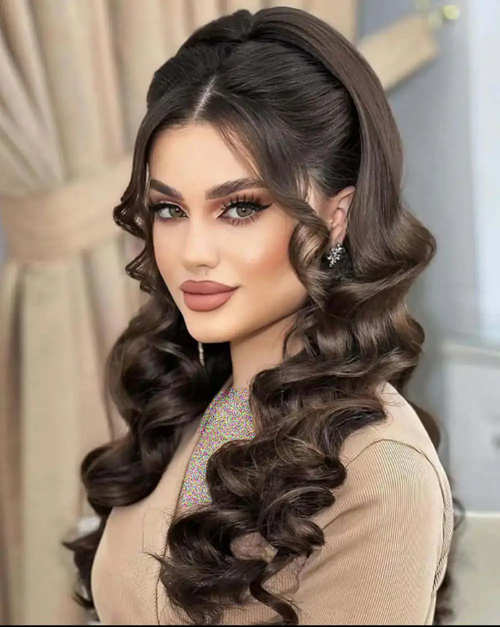 شینیون باز موی بلند