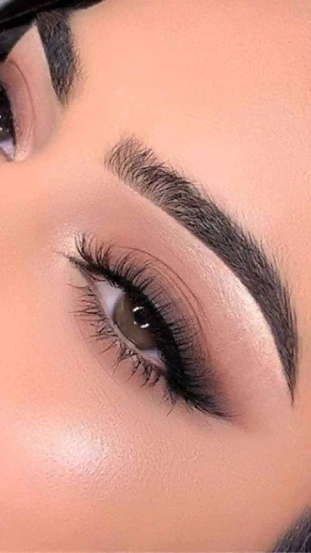 تکنیک آرایش چشم