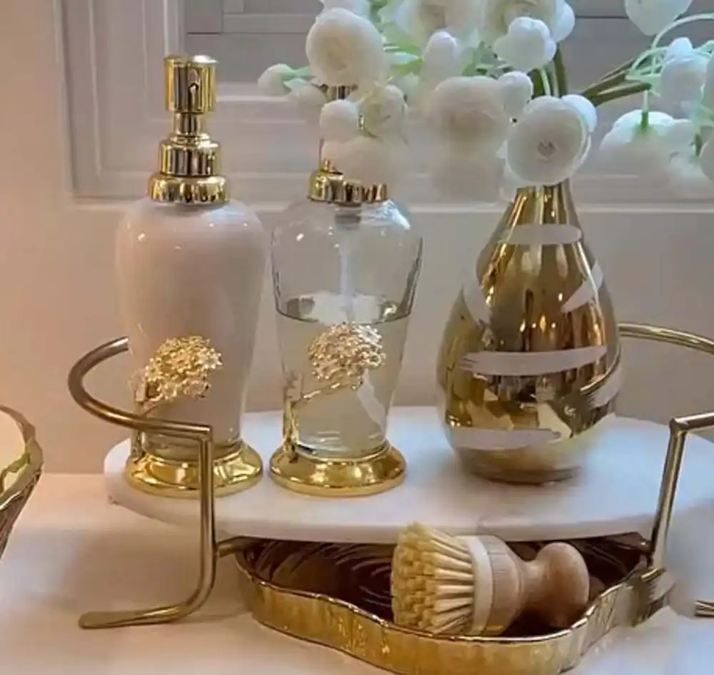 ست اکسسوری سرویس بهداشتی