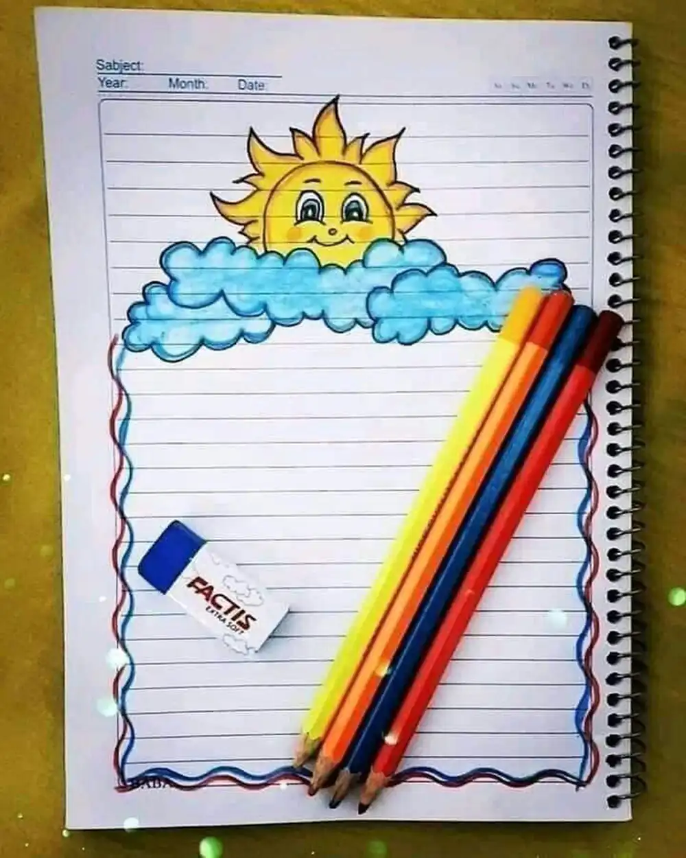 نقاشی ساده روی دفتر