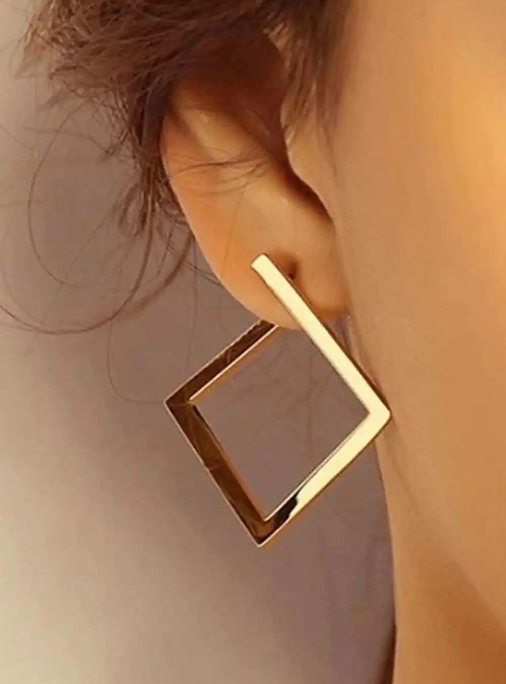 گوشواره شیک زنانه