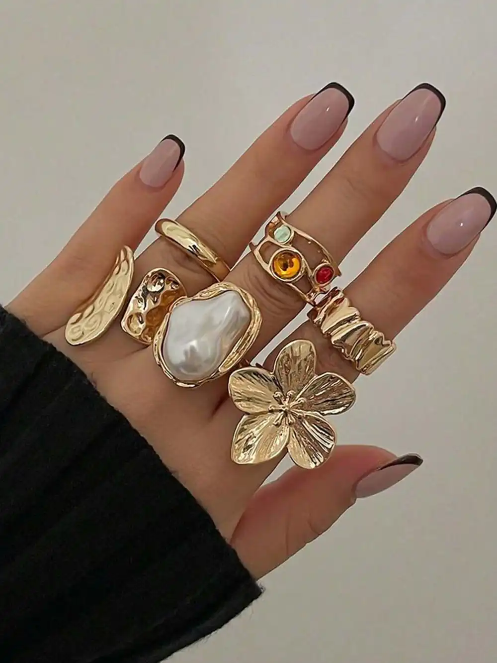 انگشتر طلا زنانه بزرگ
