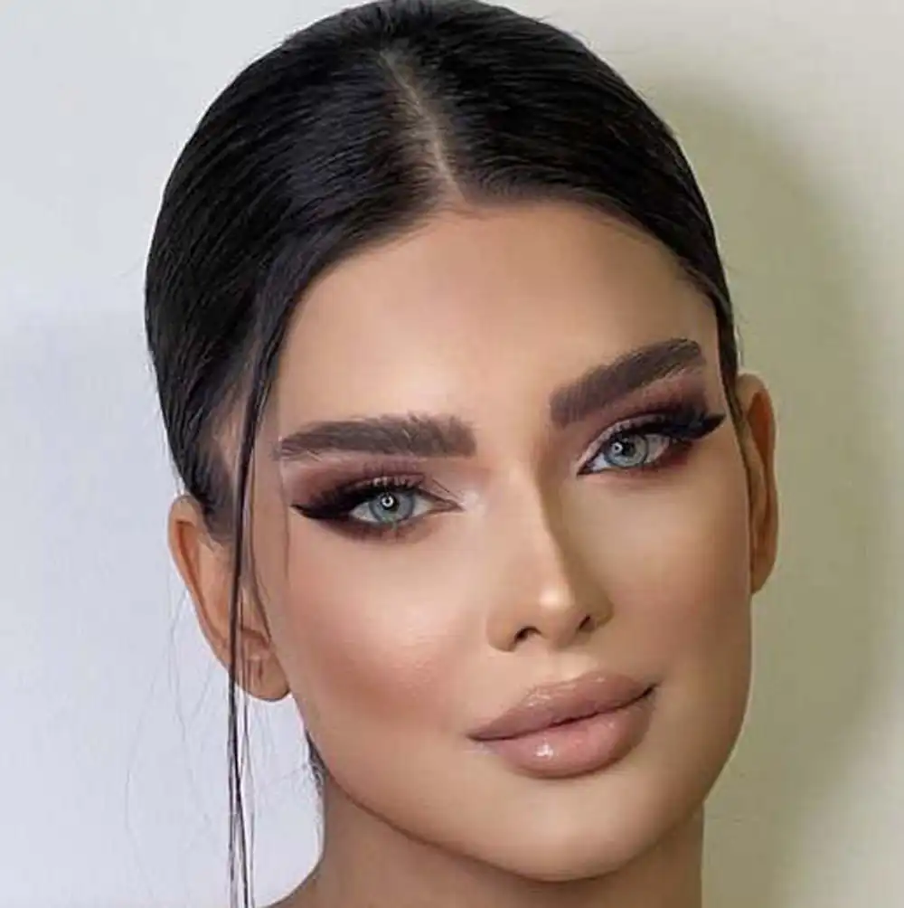 آرایش چشم و رژلب حرفهای