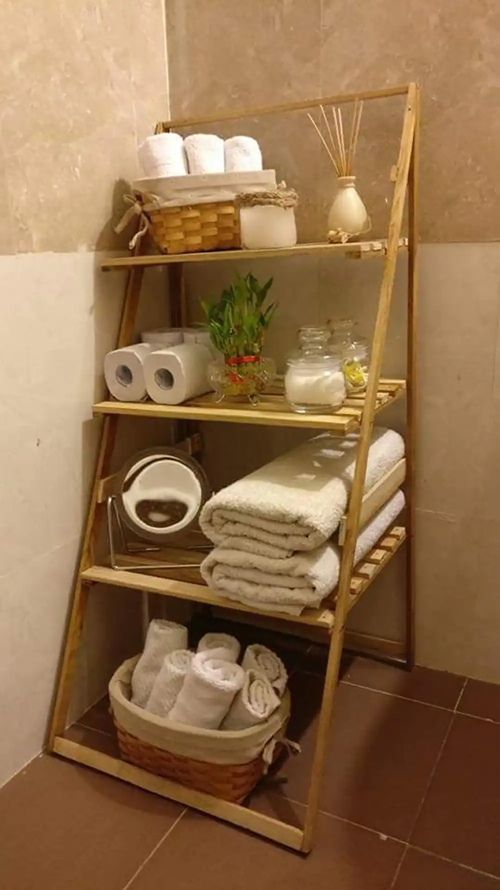 استند حمام