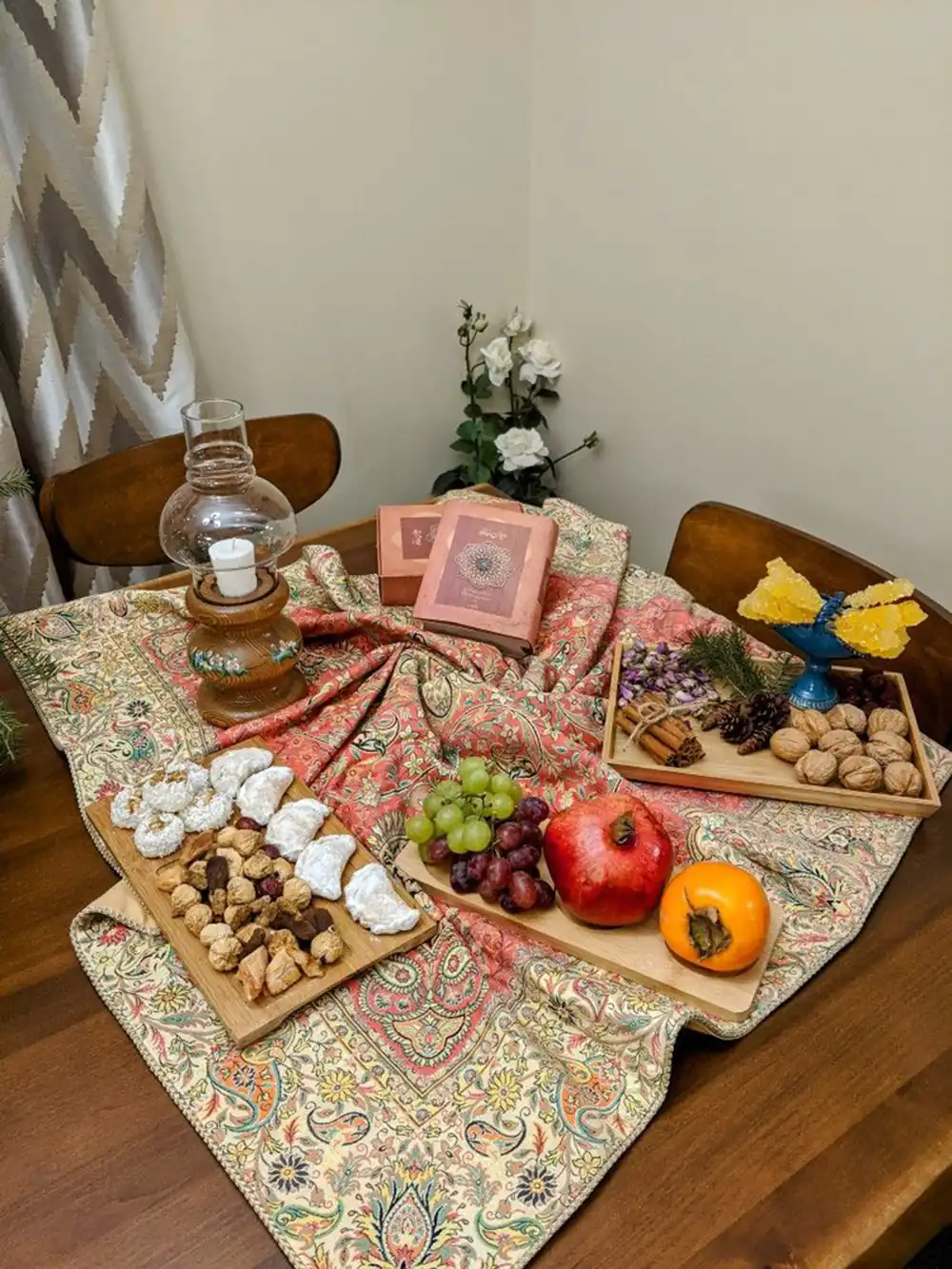  دکور میز یلدا