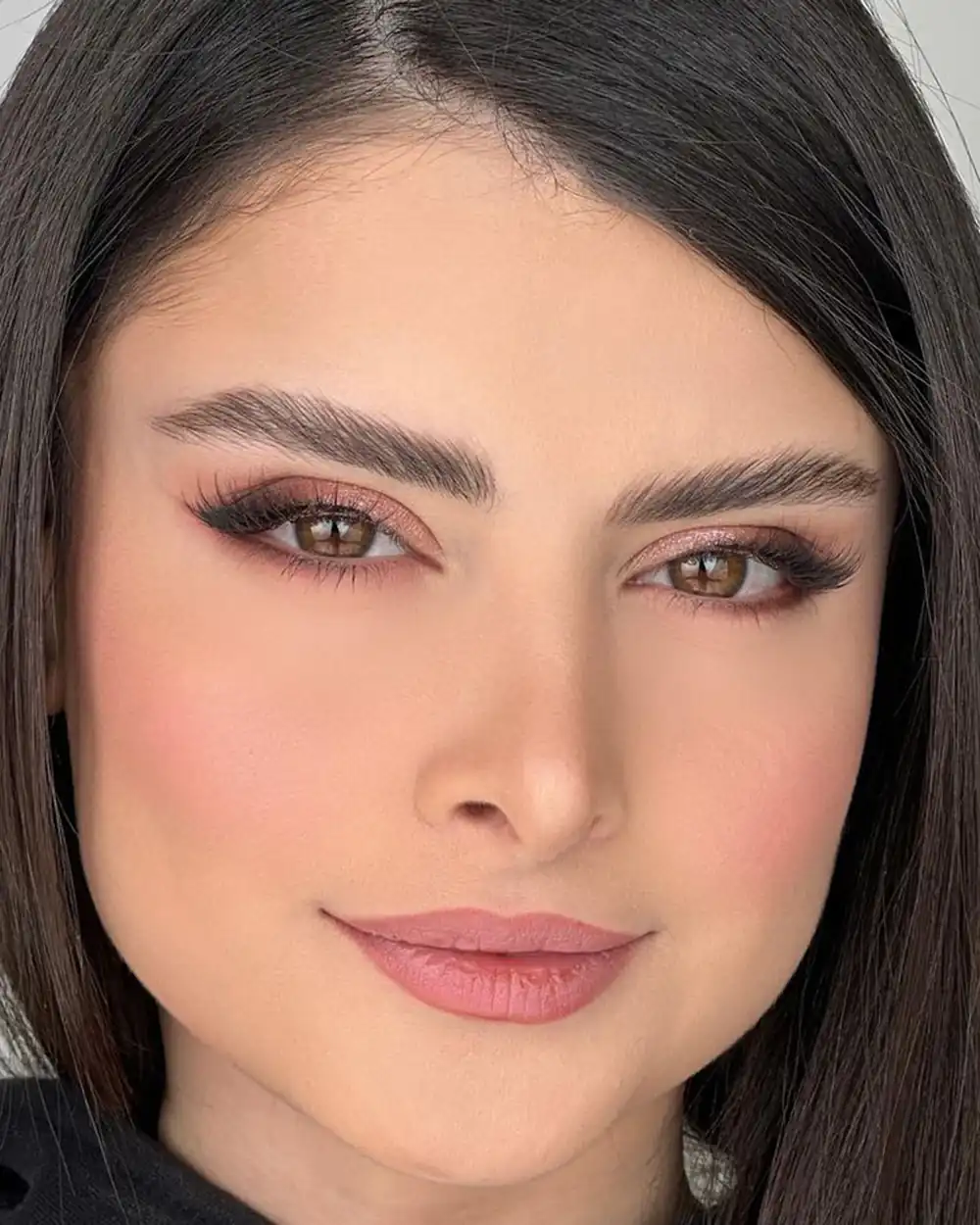 آرایش صورت با موی کوتاه