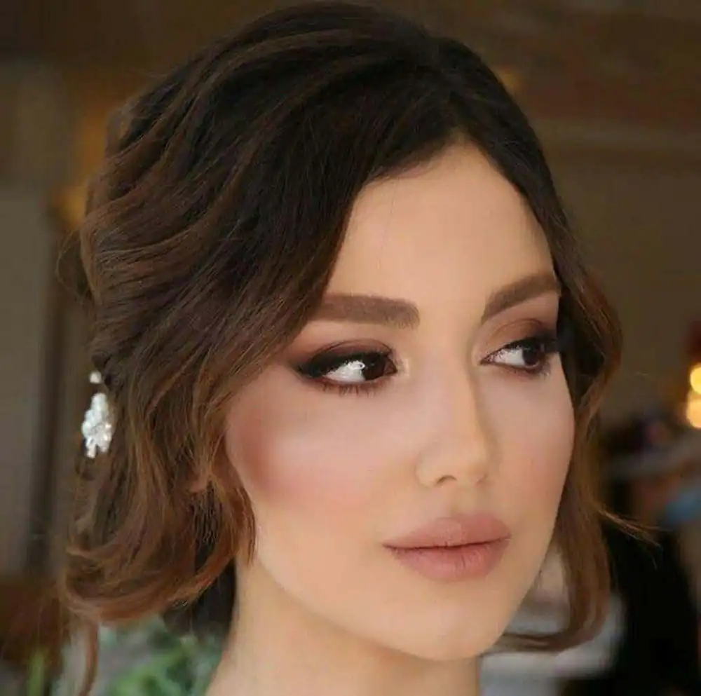 آرایش صورت با موی کوتاه
