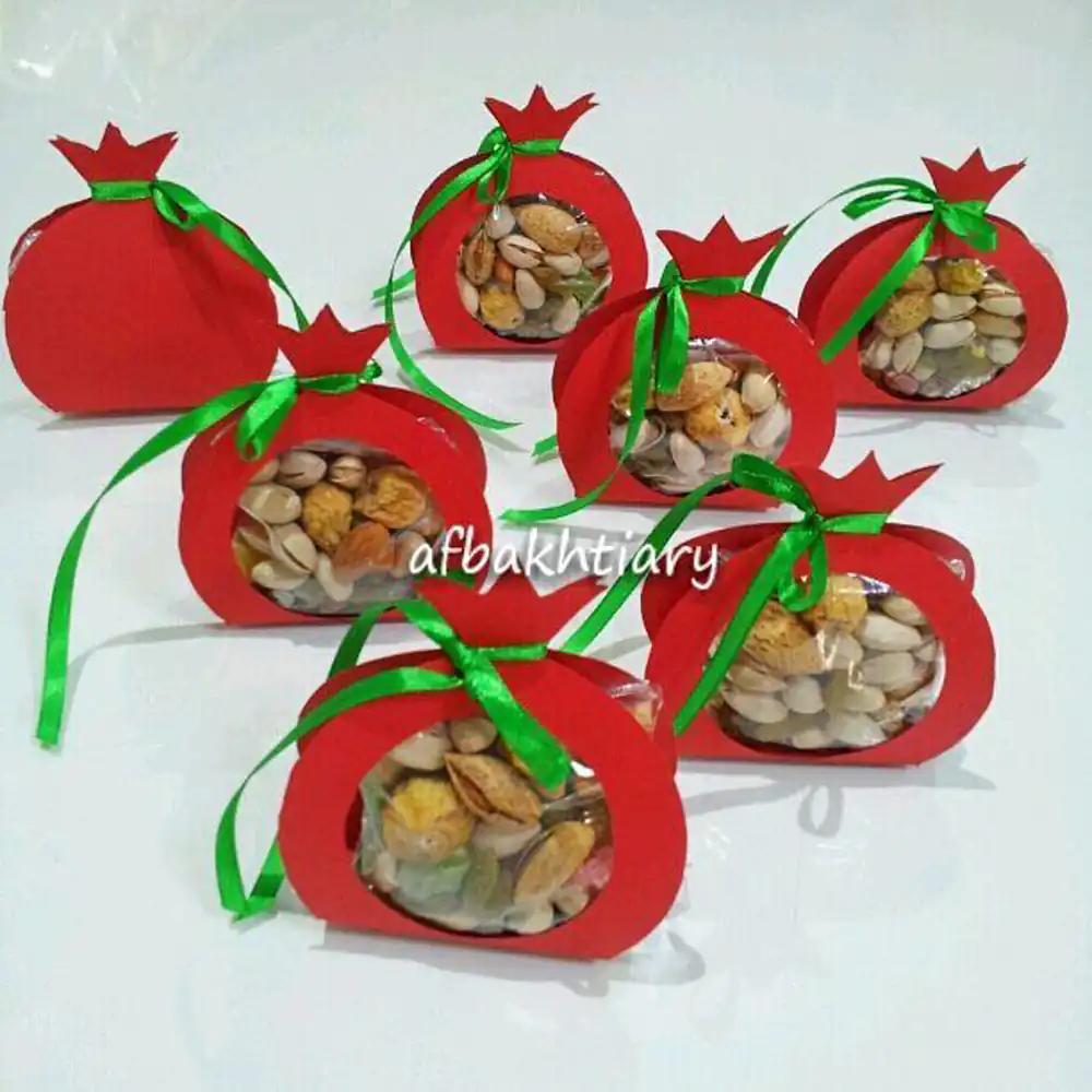تزیینات یلدایی برای مدرسه