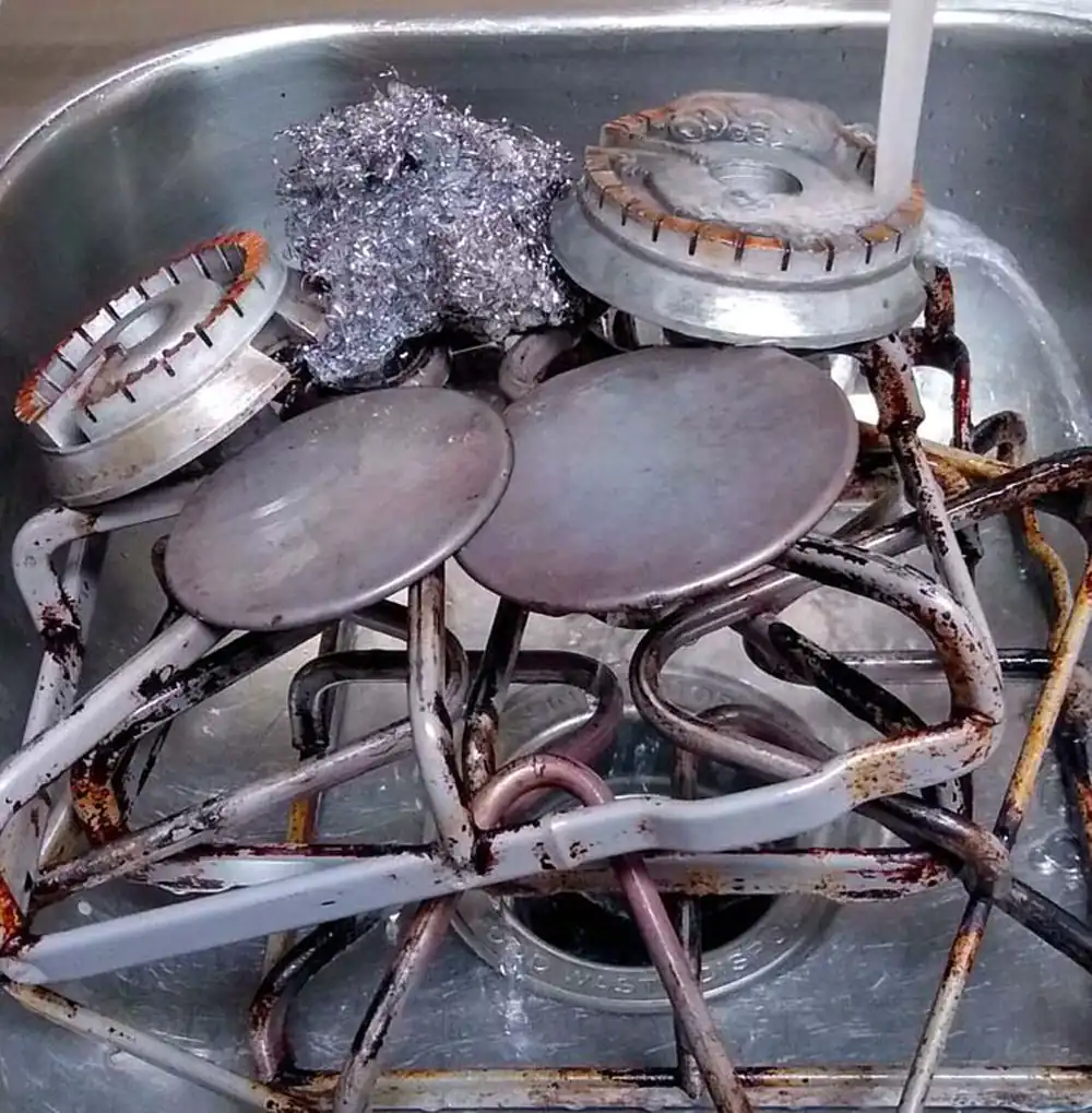 از بین بردن چربی چدن گاز