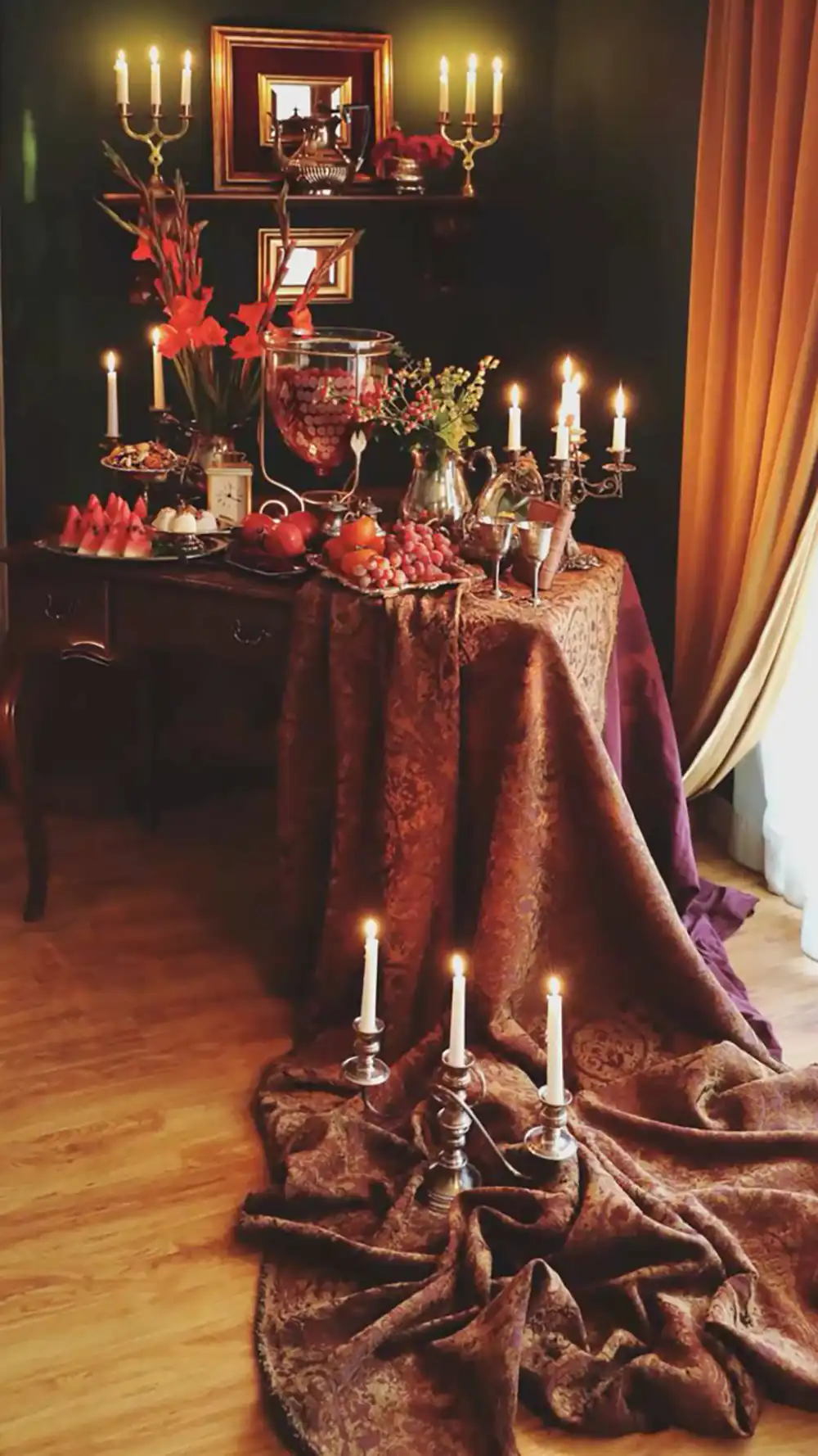 دیزاین شب یلدا روی میز خاطره