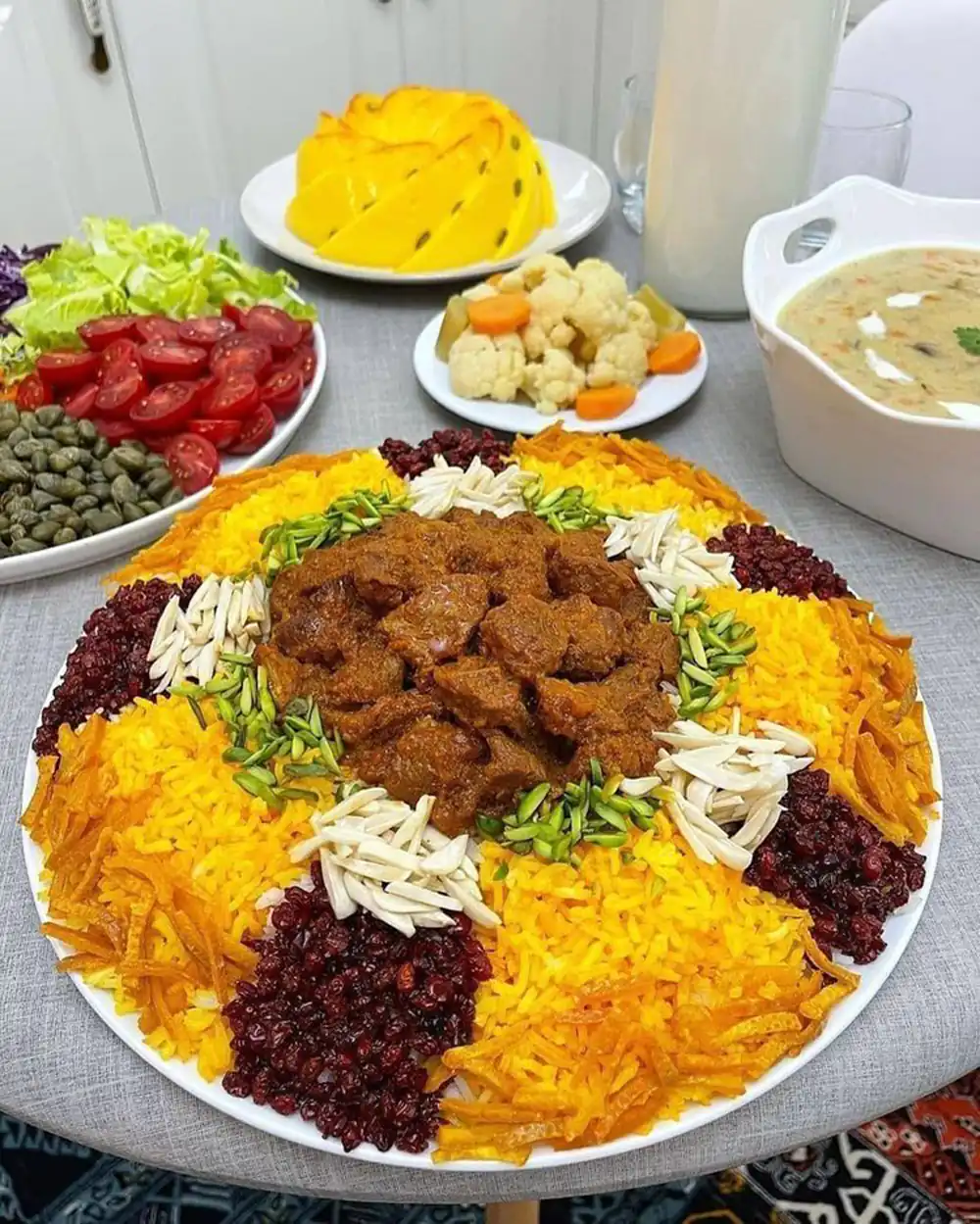 تزیین سفره مهمانی شیک