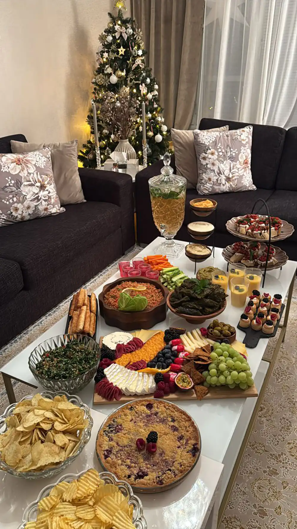 تزیین سفره مهمانی شیک