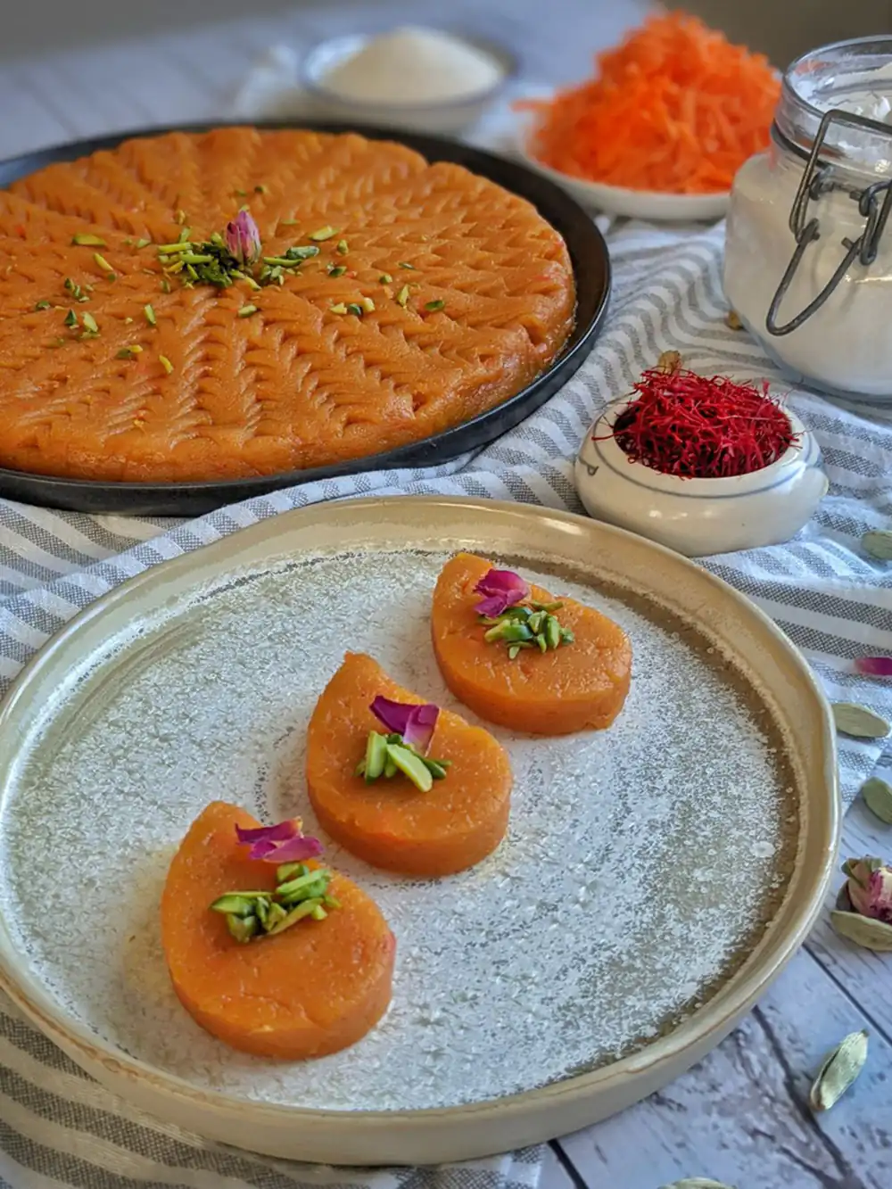تزیین حلوا ساده