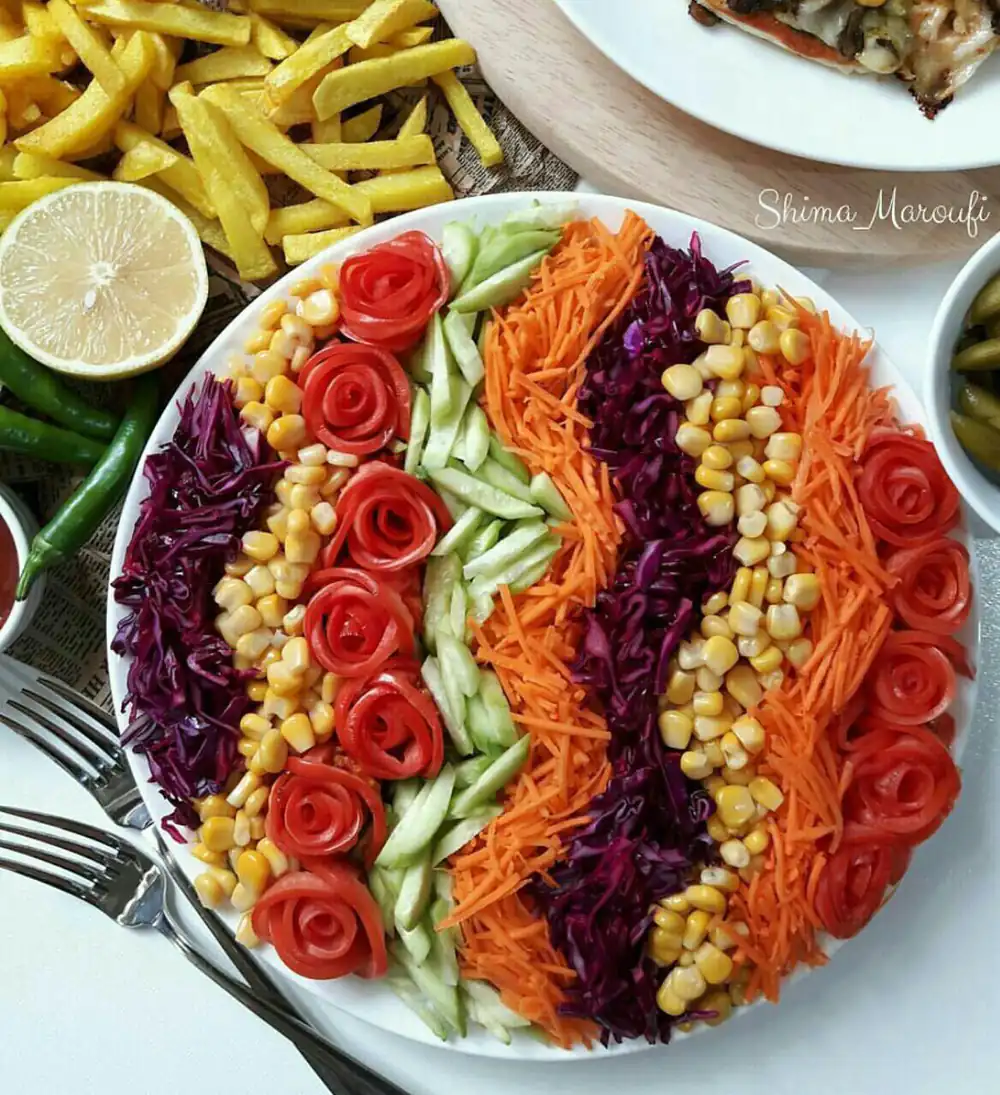 تزیین سالاد کلم