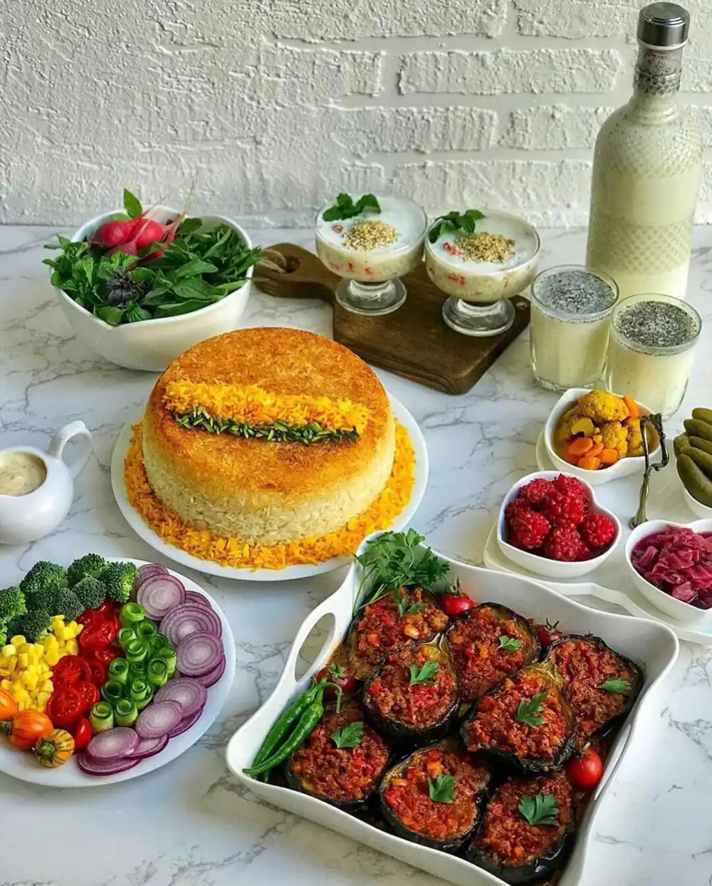 تزیین سفره شام عروس