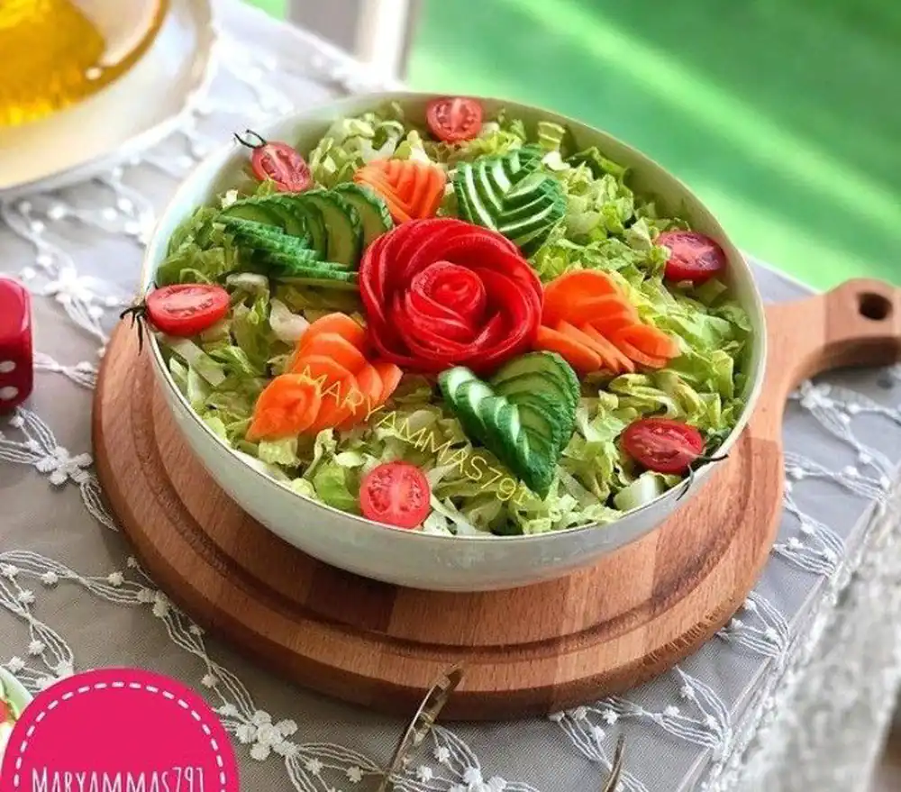 تزیین سالاد فصل مجلسی