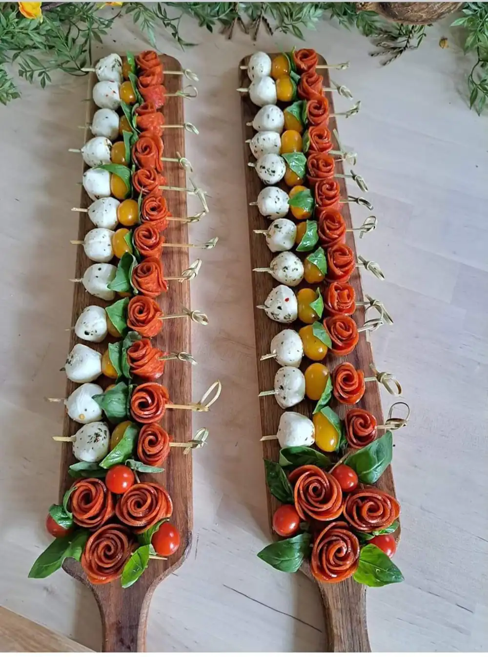 تزیین غذا با سیخ چوبی