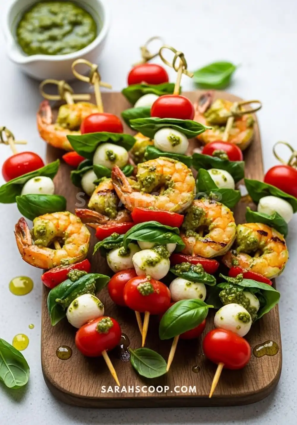 تزیین غذا با سیخ چوبی